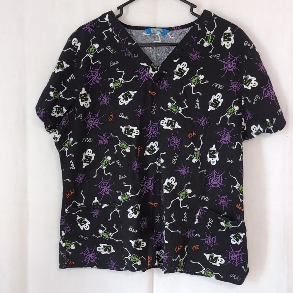Scrubwear Black Halloween Themed Short Sleeve Scrub Top Size XL